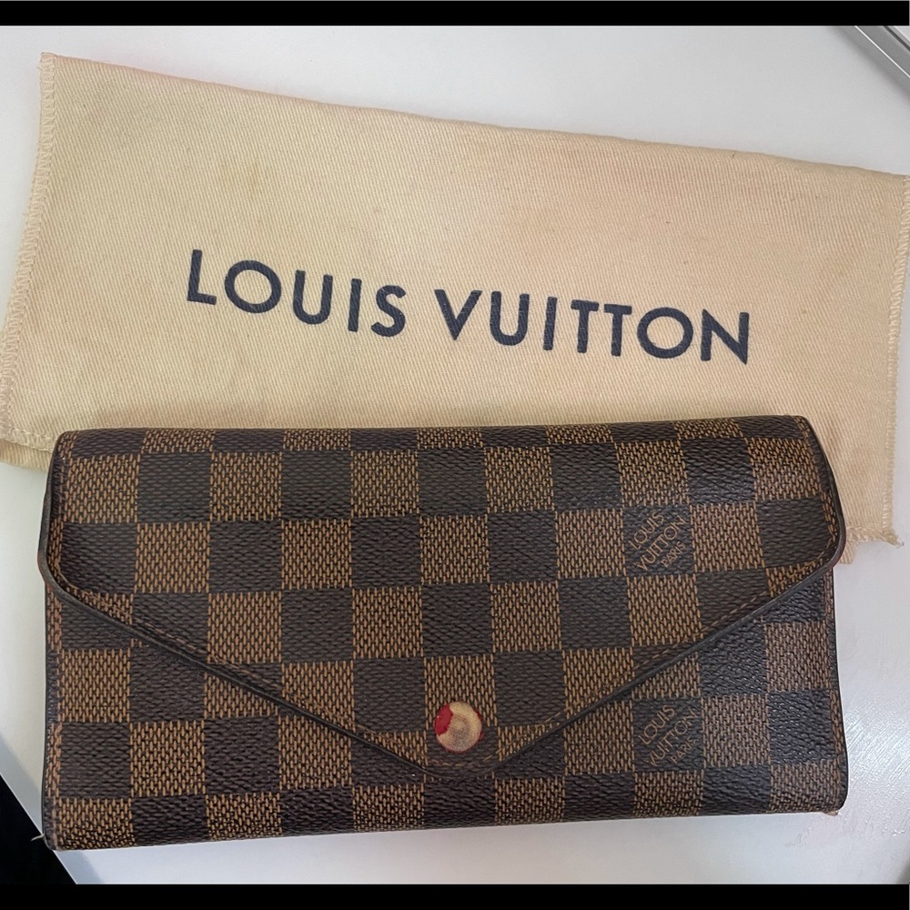 Louis Vuitton Josephine Wallet